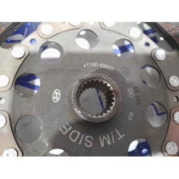 Recambio de kit embrague para kia sorento 2.5 crdi referencia OEM IAM 4110049920  