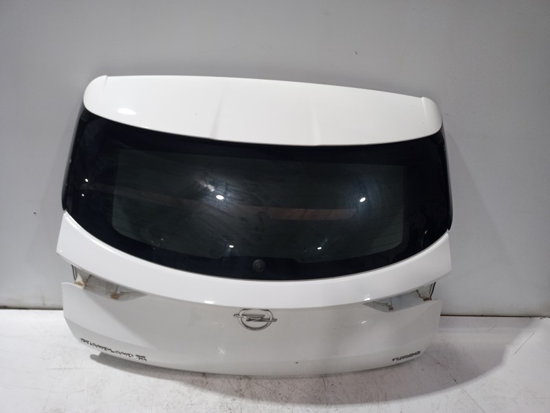 Recambio de porton trasero para opel grandland x design line referencia OEM IAM YP00024780  