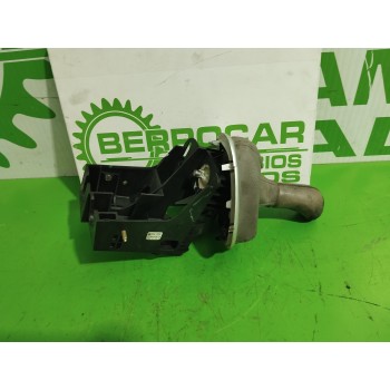 Recambio de palanca cambio para renault scenic ii 1.6 16v referencia OEM IAM 8200327403  