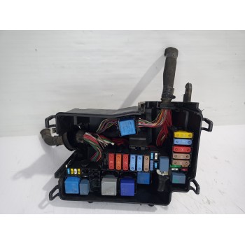 Recambio de caja reles / fusibles para renault trafic furgón l1h1 2,7t referencia OEM IAM 243503708R  