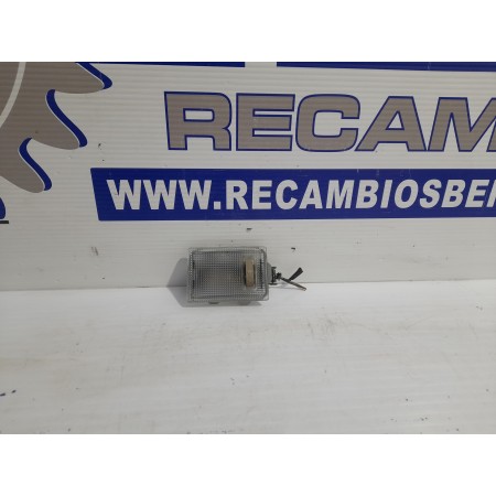 Recambio de luz interior para opel corsa d 1.3 16v cdti referencia OEM IAM 13126729  