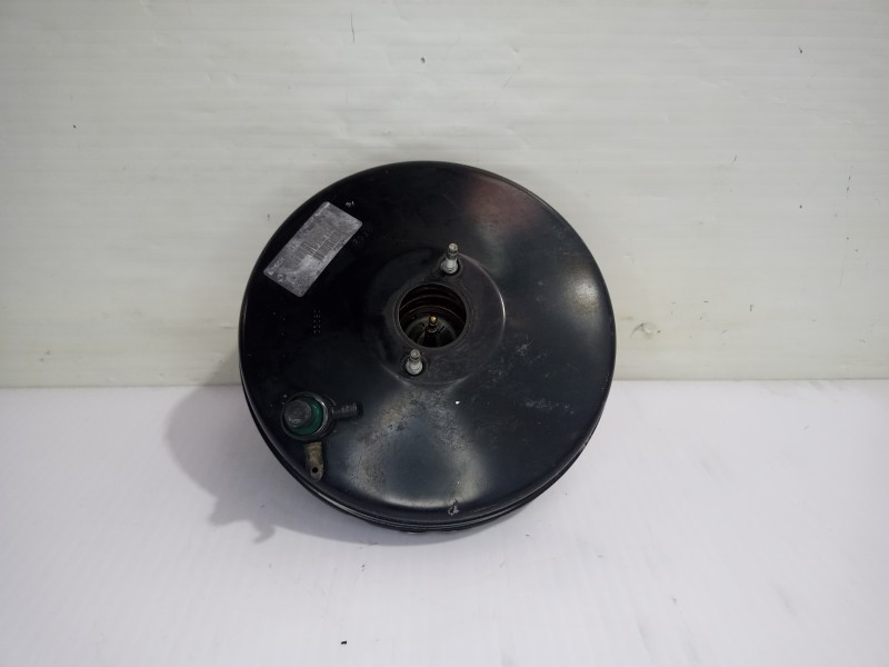 Recambio de servofreno para chrysler voyager (gs) 2.5 td family referencia OEM IAM P4683845AB  