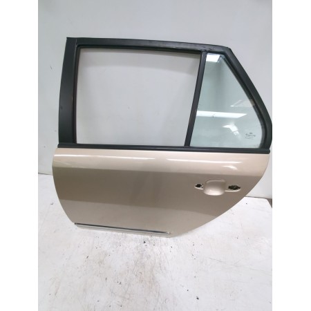 Recambio de puerta trasera izquierda para kia carens iii monospace (un) 2.0 crdi 140 referencia OEM IAM 770031D010  