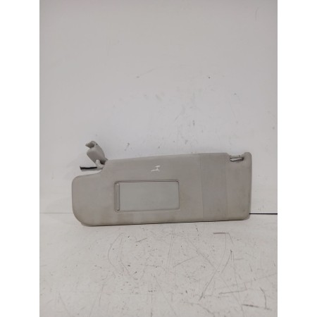 Recambio de parasol izquierdo para volkswagen polo iv (9n_, 9a_) 1.9 sdi referencia OEM IAM 6Q0857551F2F4  