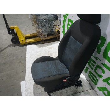 Recambio de asiento delantero derecho para ford fiesta (cbk) ambiente referencia OEM IAM 1566599  