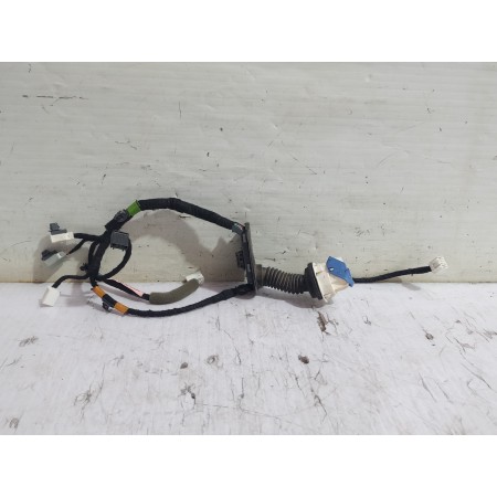 Recambio de cableado puerta para mazda 3 lim. () center-line referencia OEM IAM BHS267200A  