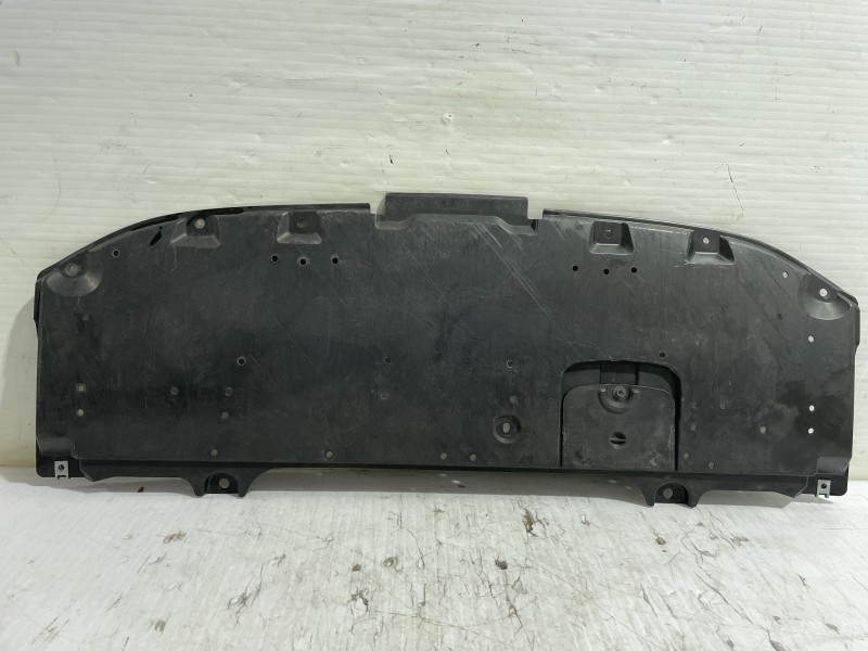 Recambio de cubrecarter para mazda 3 lim. () center-line referencia OEM IAM B45A563H0B  