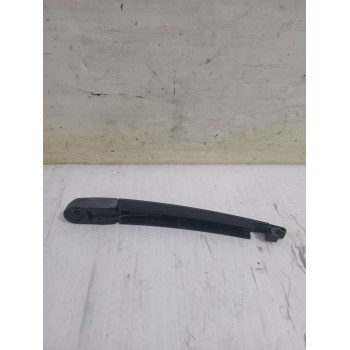 Recambio de brazo limpia trasero para kia carens iii monospace (un) 2.0 crdi 140 referencia OEM IAM 988152F000  