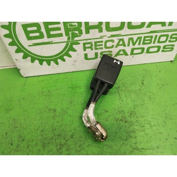 Recambio de enganche cinturon para seat ibiza (6l1) 1.9 tdi referencia OEM IAM 6Q0857488B  