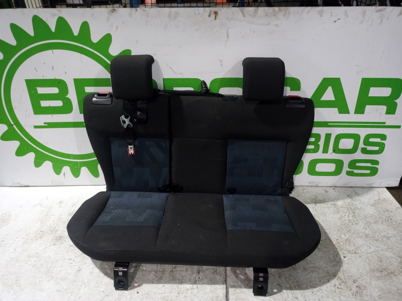 Recambio de asiento trasero para ford fiesta (cbk) ambiente referencia OEM IAM 1140838  