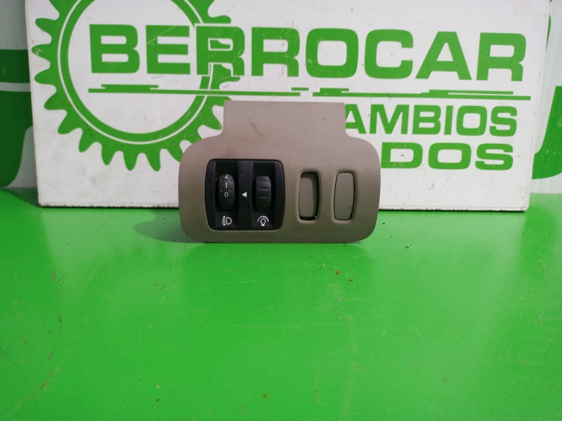 Recambio de mando regulador luces para renault scenic ii 1.6 16v referencia OEM IAM 8200140985  