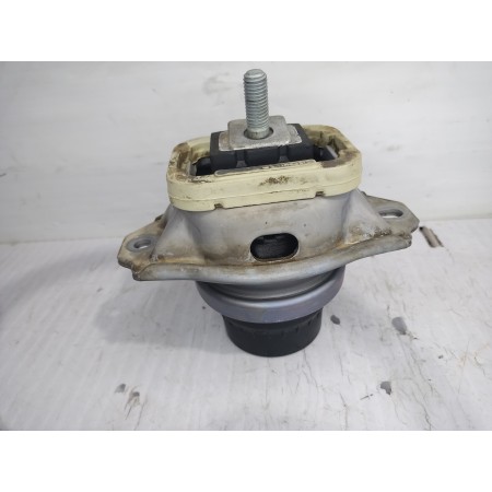 Recambio de soporte motor delantero para land rover discovery 4 tdv6 hse referencia OEM IAM AH226A003BA  