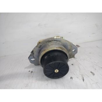 Recambio de soporte motor delantero para land rover discovery 4 tdv6 hse referencia OEM IAM AH226A003BA  