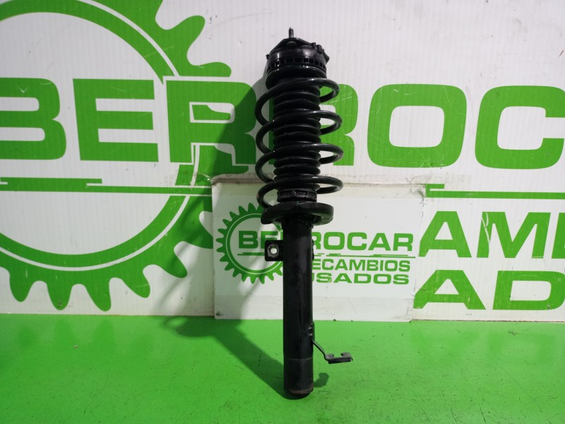 Recambio de amortiguador delantero derecho para ford fiesta (cbk) ambiente referencia OEM IAM 2S6118045DF  