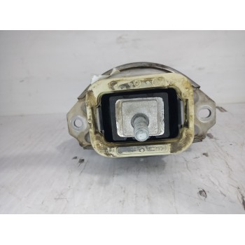 Recambio de soporte motor delantero para land rover discovery 4 tdv6 hse referencia OEM IAM AH226A003BA  