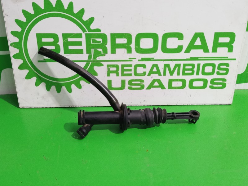 Recambio de bombin embrague para renault scenic ii 1.6 16v referencia OEM IAM 8200151770  