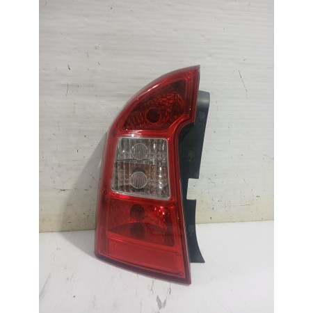 Recambio de piloto trasero izquierdo para kia carens iii monospace (un) 2.0 crdi 140 referencia OEM IAM 924011D030  