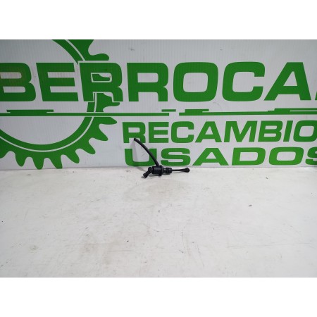 Recambio de bomba embrague para renault scenic ii 1.9 dci diesel referencia OEM IAM 8200151770  