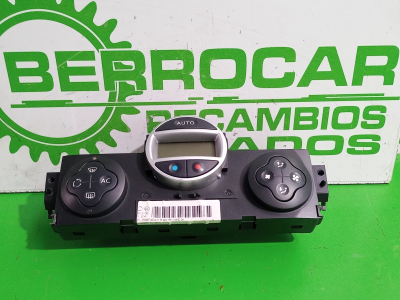 Recambio de mando climatizador para renault scenic ii 1.6 16v referencia OEM IAM 8200265572  