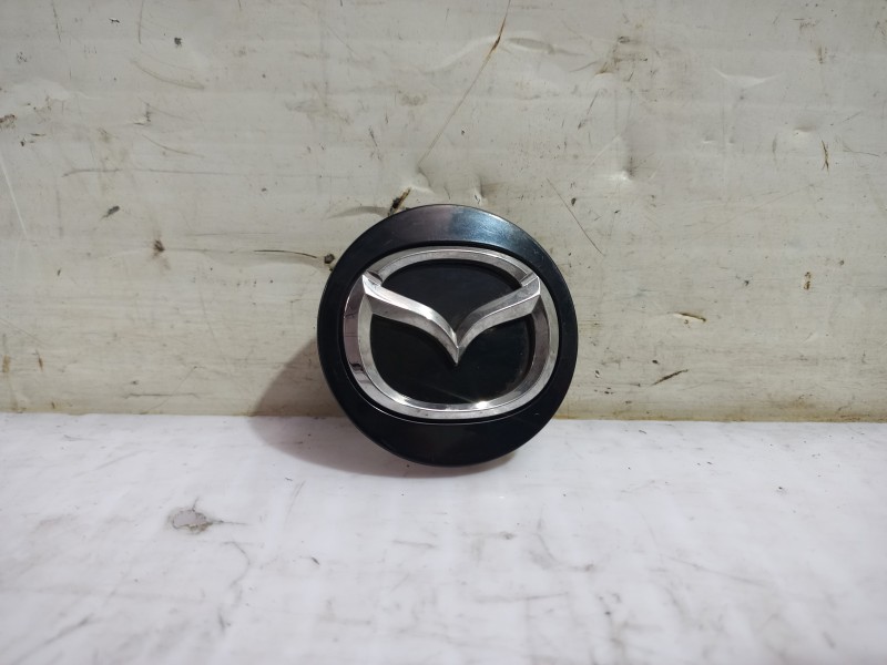 Recambio de tapacubos para mazda 3 lim. () center-line referencia OEM IAM BBM237190  