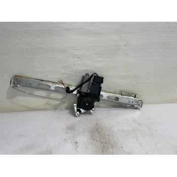 ELEVALUNAS DELANTERO DERECHO A1687202046 