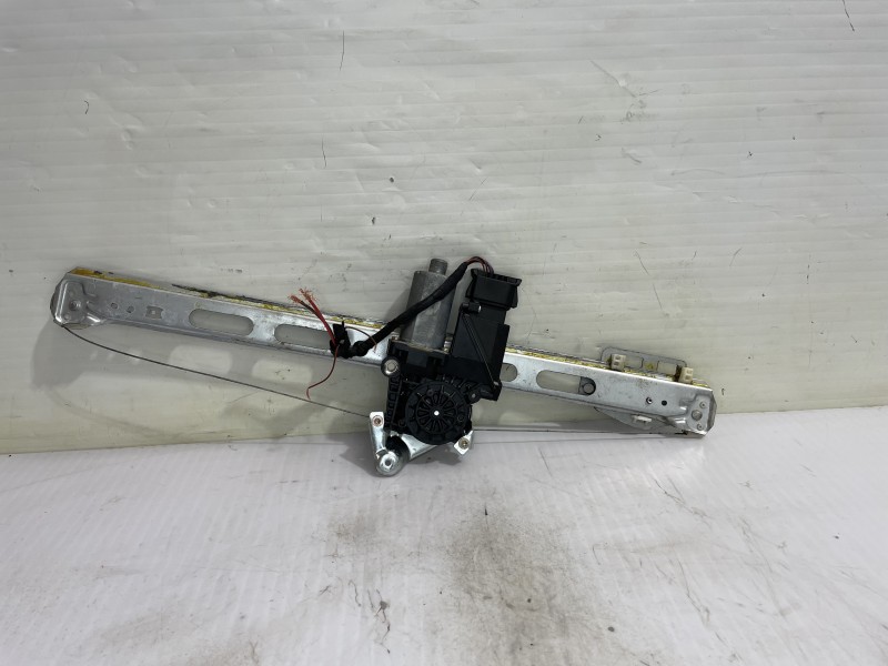 Recambio de elevalunas delantero derecho para mercedes-benz clase a (w168) 170 cdi (168.009) referencia OEM IAM A1687202046  