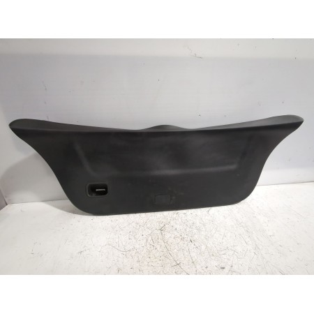 Recambio de guarnecido porton trasero para toyota yaris (_p9_) 1.33 vvt-i (nsp90_) referencia OEM IAM 677500D010  