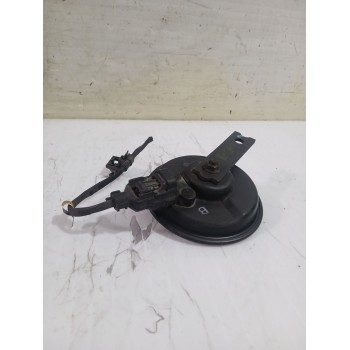 Recambio de claxon para kia carens iii monospace (un) 2.0 crdi 140 referencia OEM IAM 966101D001  