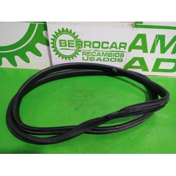 Recambio de goma contorno para dacia sandero laureate referencia OEM IAM 808321804R  