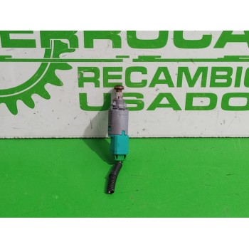 Recambio de interruptor para renault scenic ii 1.6 16v referencia OEM IAM 8200168240  