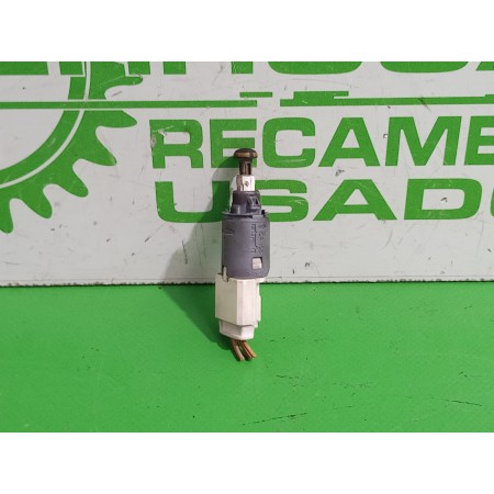 Recambio de interruptor para renault scenic ii 1.6 16v referencia OEM IAM 8200168238  