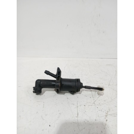Recambio de bombin embrague para volkswagen polo iv (9n_, 9a_) 1.9 sdi referencia OEM IAM 6Q0721388  