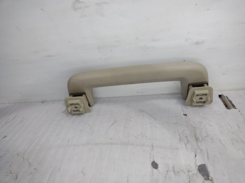 Recambio de asidero techo para land rover discovery 4 tdv6 hse referencia OEM IAM EDN500130LUM  