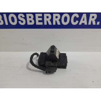 Recambio de warning para opel corsa d 1.3 16v cdti referencia OEM IAM 13189529  