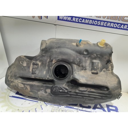 Recambio de deposito combustible para toyota avensis berlina (t25) 2.2 d-4d cat referencia OEM IAM 7711102080  