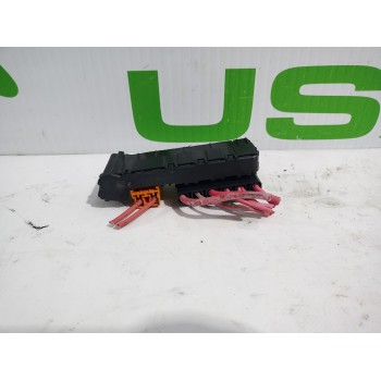 Recambio de caja reles / fusibles para renault scenic ii 1.9 dci diesel referencia OEM IAM 1718700  