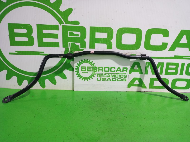 Recambio de barra estabilizadora delantera para dacia sandero laureate referencia OEM IAM 546115934R  
