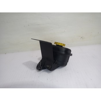 Recambio de deposito servo para chrysler voyager (gs) 2.5 td family referencia OEM IAM 04626846AB  