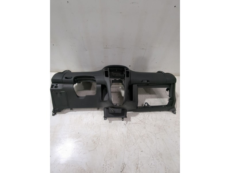 Recambio de salpicadero para toyota yaris (_p9_) 1.33 vvt-i (nsp90_) referencia OEM IAM 553020D010B0  