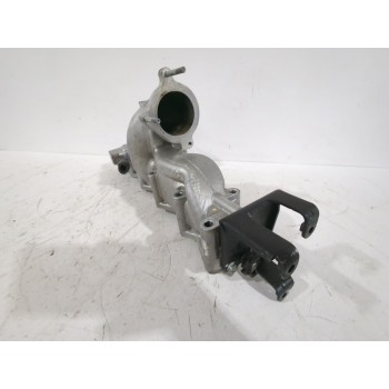 Recambio de colector admision para kia carens iii monospace (un) 2.0 crdi 140 referencia OEM IAM 2831027420  