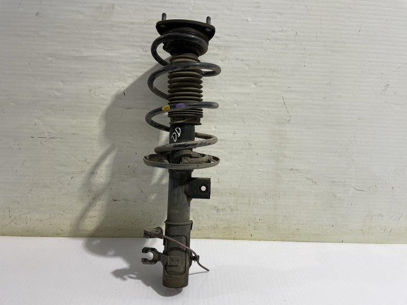 Recambio de amortiguador delantero derecho para mazda 3 lim. () center-line referencia OEM IAM B45G34700B  