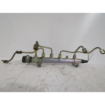 Recambio de rampa inyectora para kia carens iii monospace (un) 2.0 crdi 140 referencia OEM IAM 3140027410  