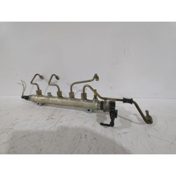 Recambio de rampa inyectora para kia carens iii monospace (un) 2.0 crdi 140 referencia OEM IAM 3140027410  