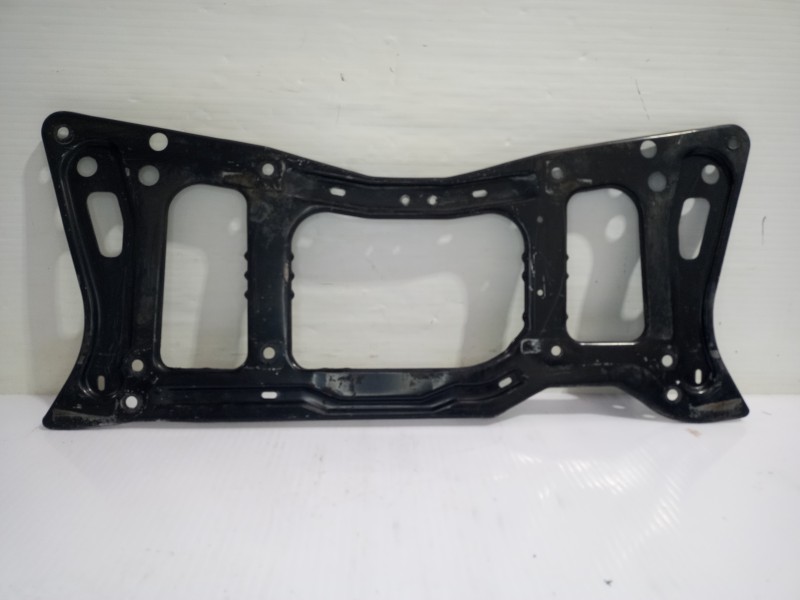 Recambio de travesaño para chrysler voyager (gs) 2.5 td family referencia OEM IAM 4694854AB  