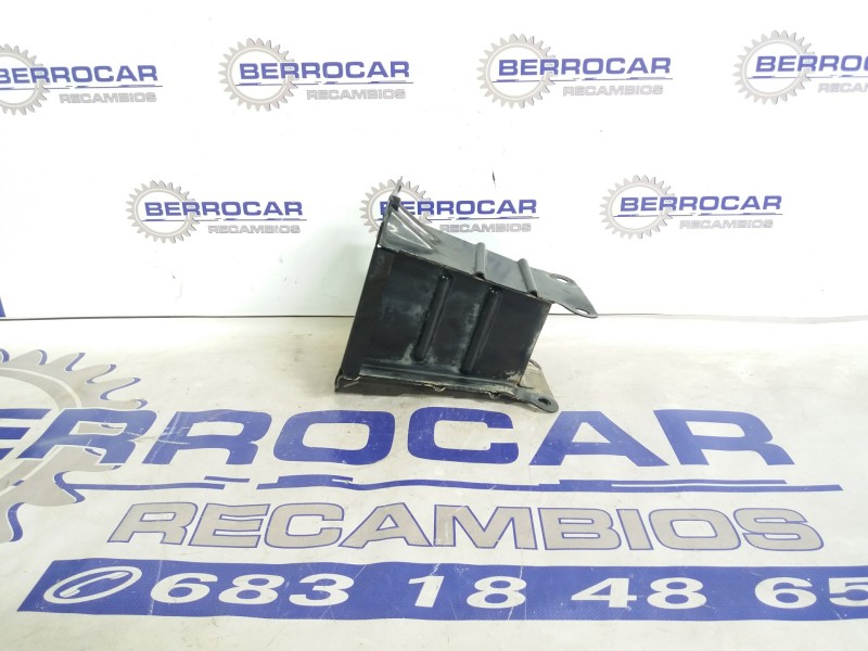 Recambio de refuerzo paragolpes delantero para mercedes-benz clase a (w169) 1.7 cat referencia OEM IAM 130500210  
