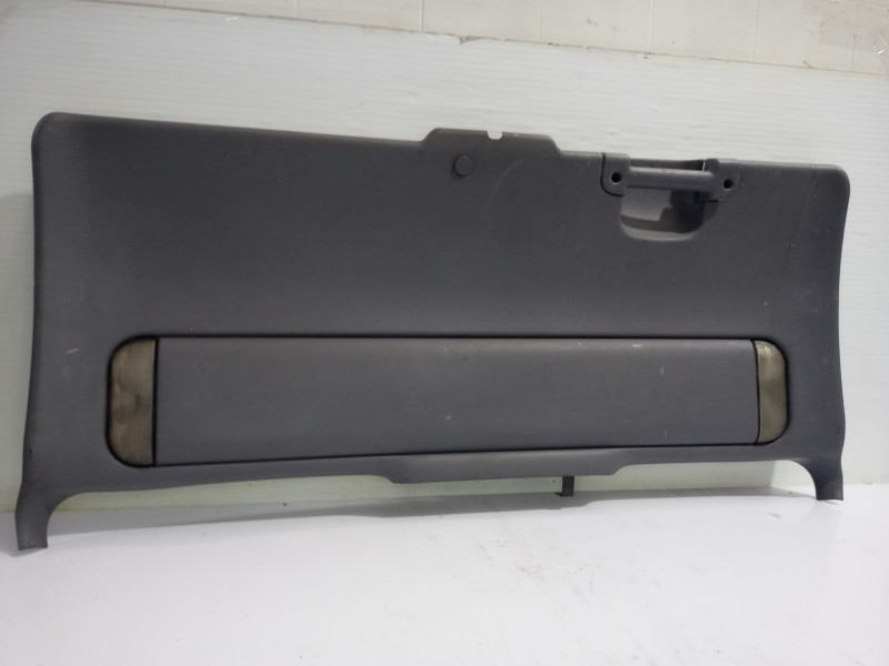 Recambio de guarnecido porton trasero para chrysler voyager (gs) 2.5 td family referencia OEM IAM 51497305089  