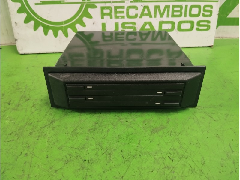 Recambio de caja porta objetos para seat ibiza (6l1) 1.9 tdi referencia OEM IAM 6L0857232  