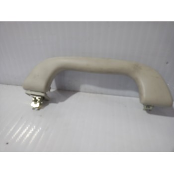 Recambio de asidero techo delantero derecho para mazda 3 lim. () center-line referencia OEM IAM GAL269470B75  