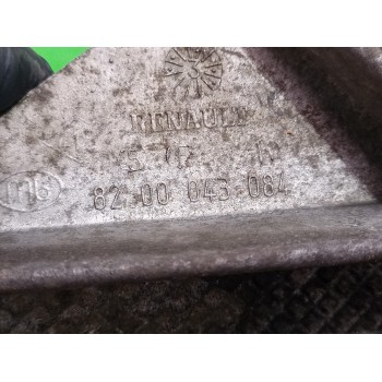 Recambio de soporte motor para renault scenic ii 1.6 16v referencia OEM IAM 8200043084  