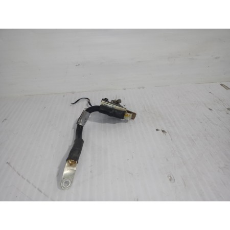 Recambio de borna negativa para land rover discovery 4 tdv6 hse referencia OEM IAM AH2210B680DA  